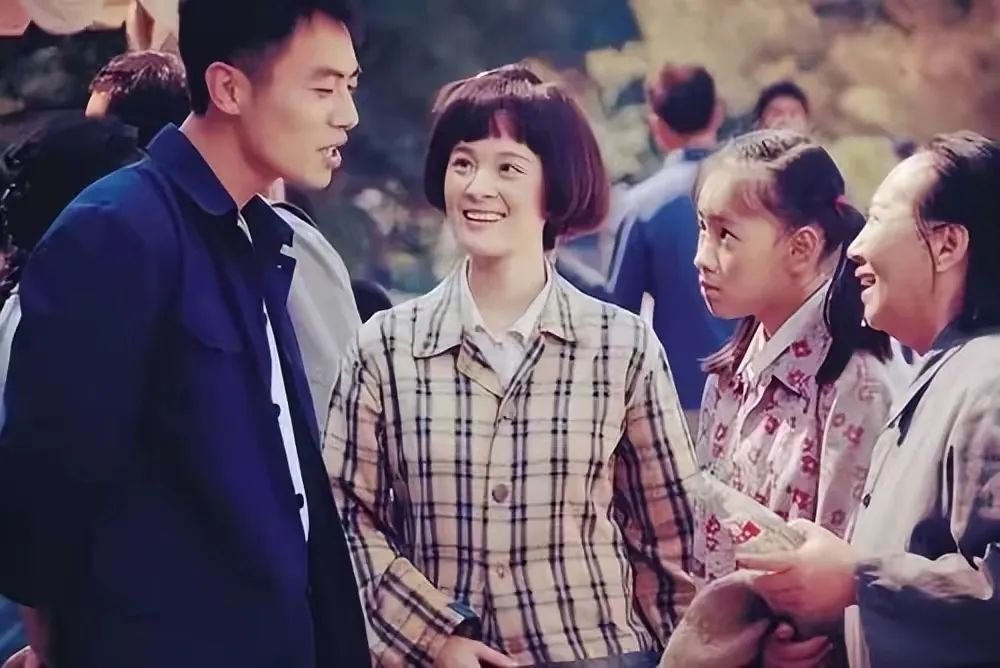 《正阳门下》9年过去，演员差距大，女主角沉了，男配成一线大腕