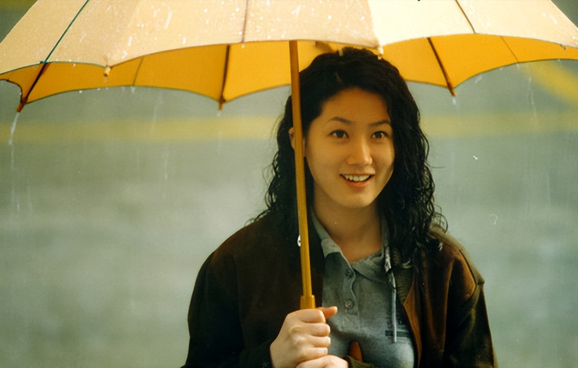 “大长今”李英爱：38岁嫁大丈夫，40岁生龙凤胎，事业家庭双丰收