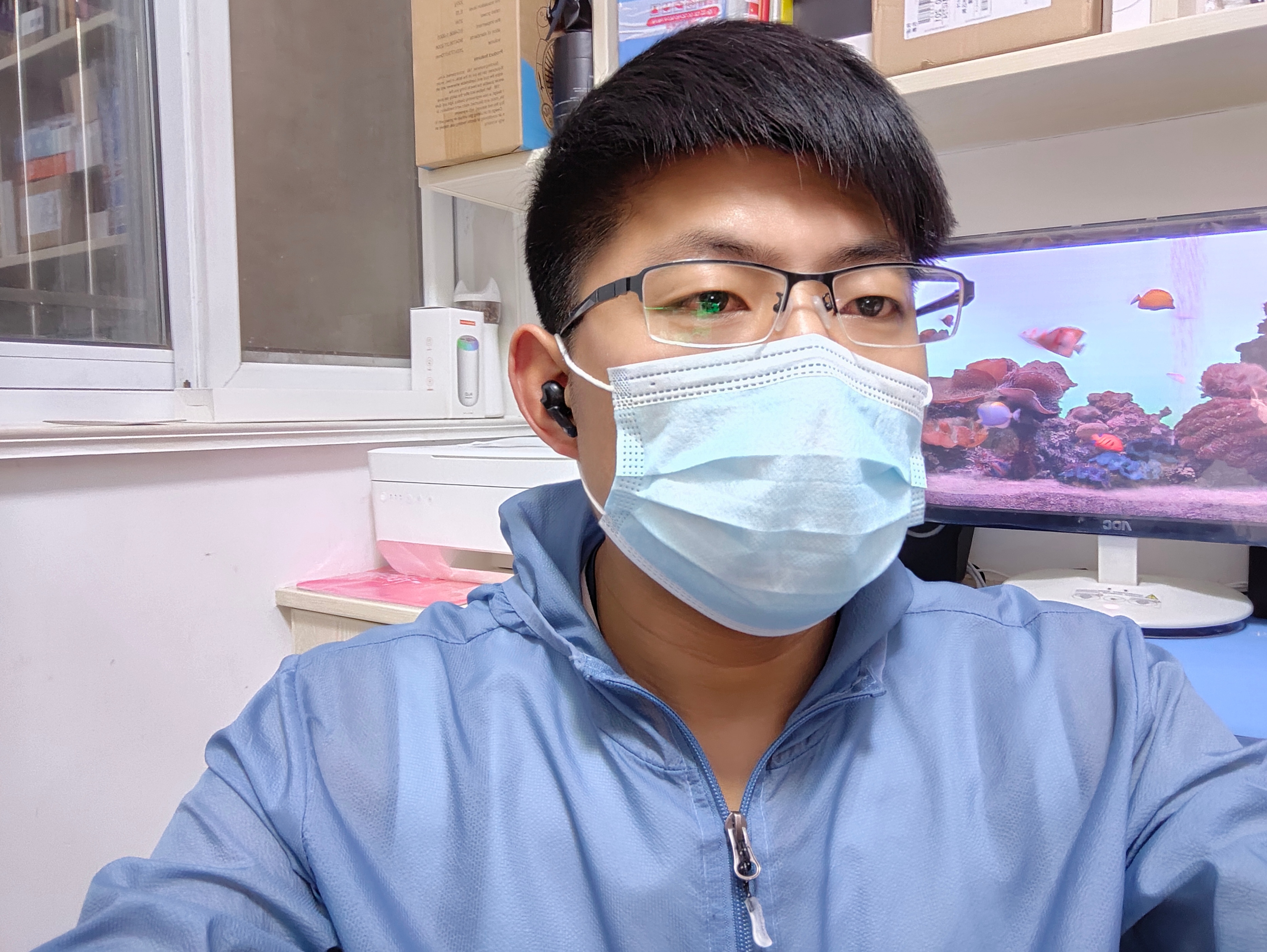 英雄 G1真无线蓝牙耳机，一款可以当充电宝使用的游戏耳机