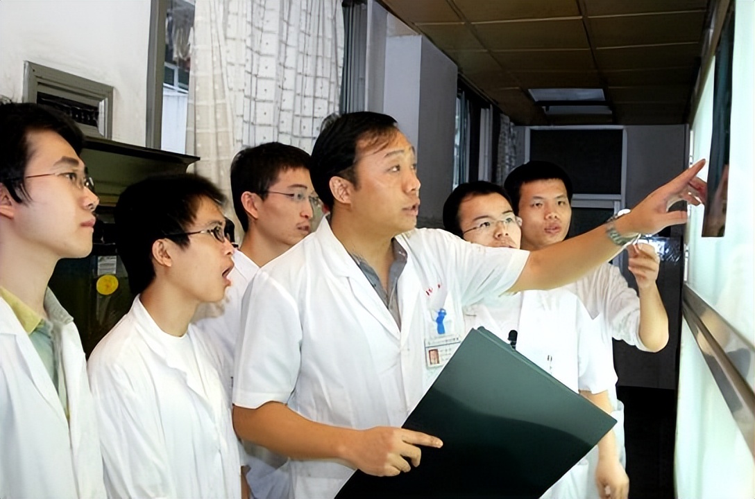 最新医科类大学排名出炉！北京协和独占鳌头，首医大位列次席