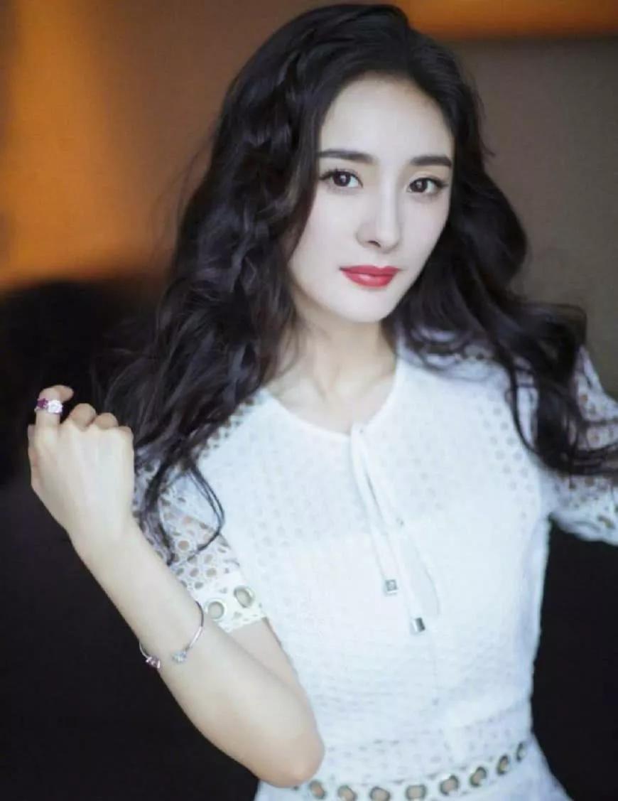 倾国倾城的杨幂