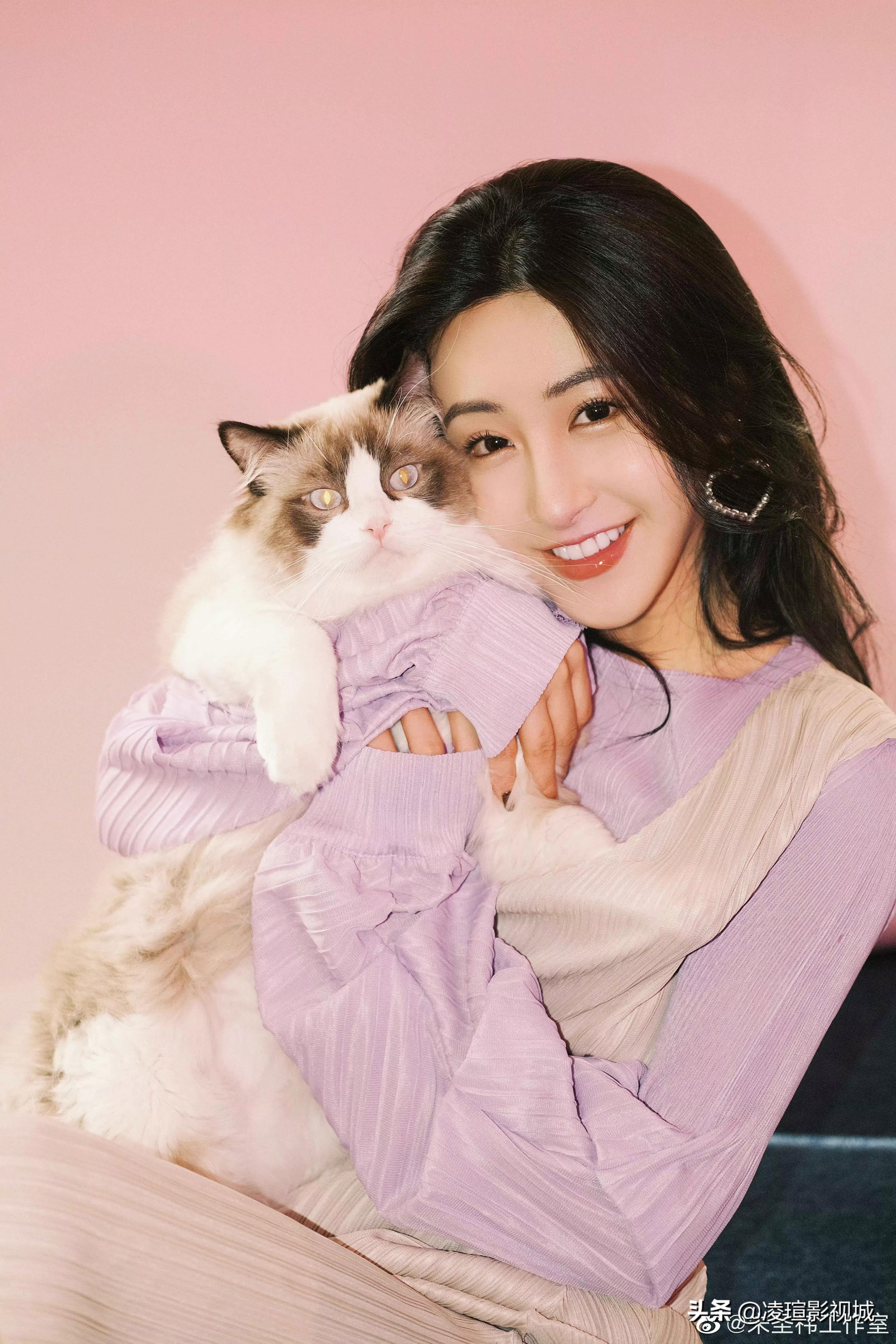 明星壁纸图片分享：朱圣祎（1）