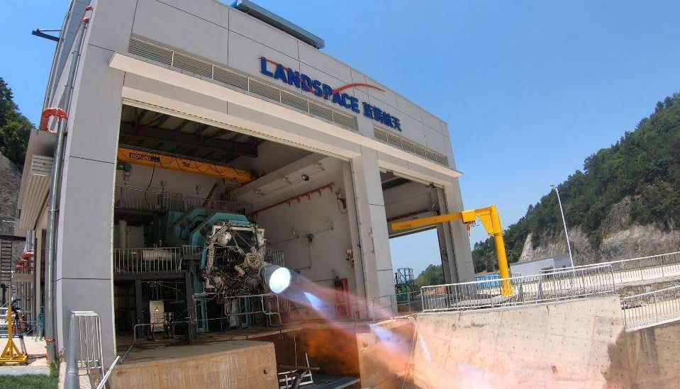 �й����500���������ͷ��������������������壬�����������۲�