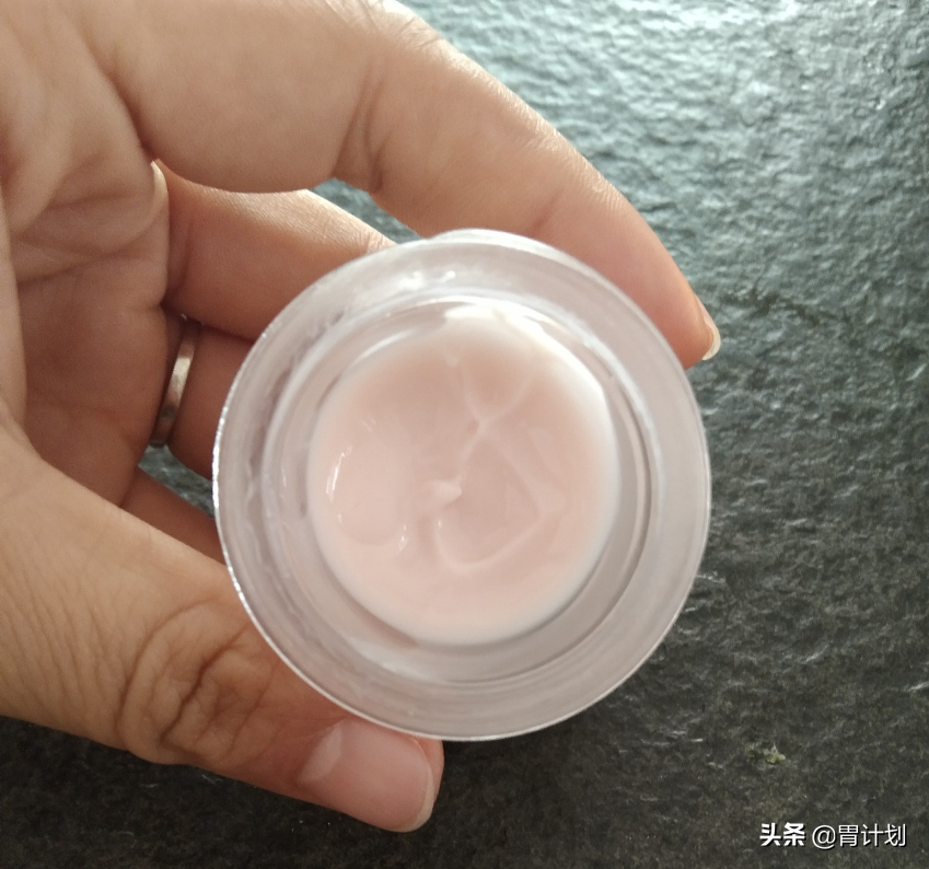 8个经典的老牌护肤品，款款都是实力派，可惜很多年轻人没用过