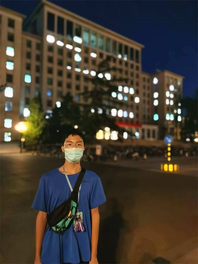 何润琪：带着妈妈遗照上清华，这个湖南文科状元的故事让人唏嘘