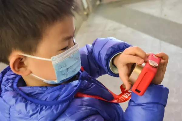 酷娃出街爱玩好物 小糖智能玩具相机PRO