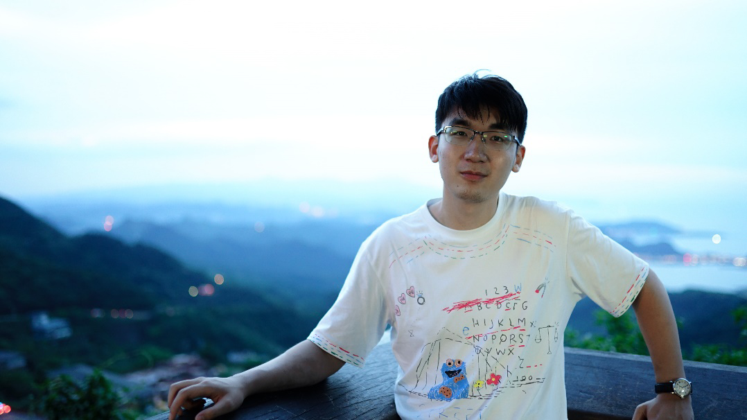 “华东理工团队利用阳离子插层FeOCl实现非传统高级氧化”