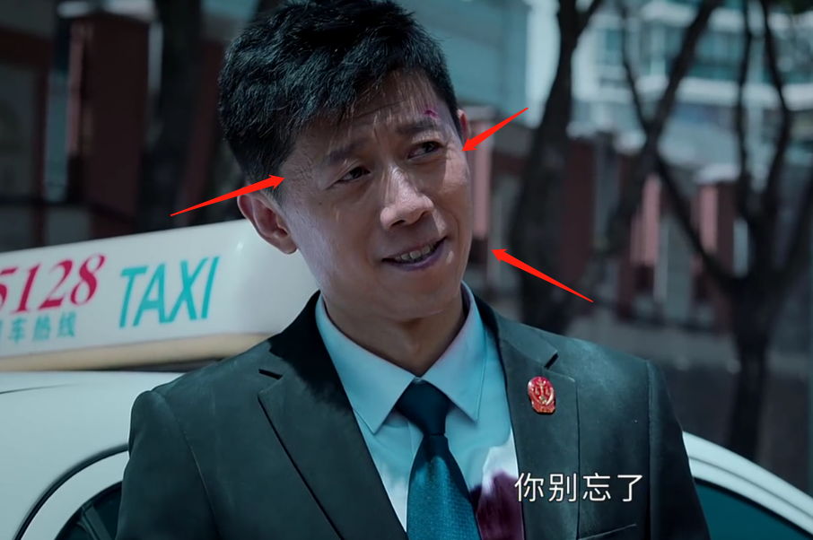 《庭外》：罗晋的皱纹，万茜的脸，这部剧的滤镜好真实