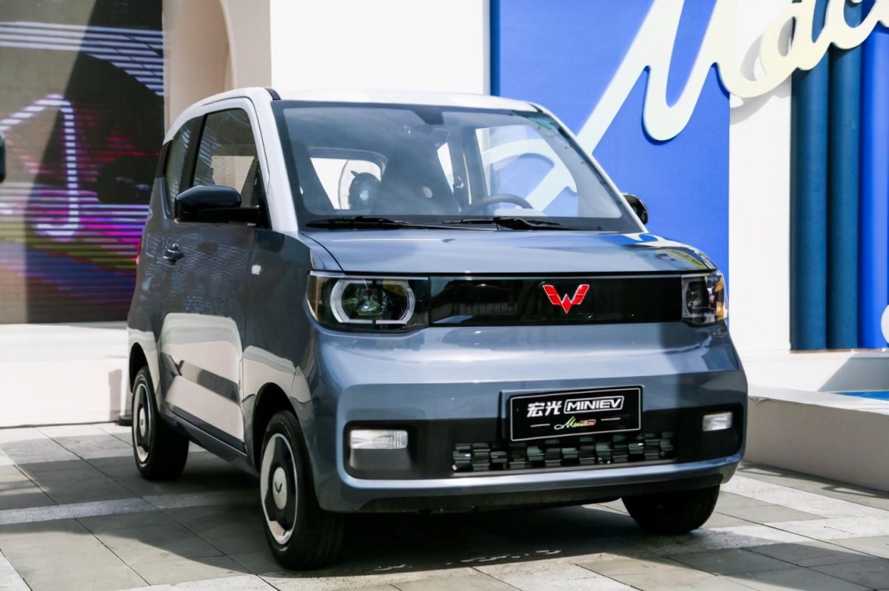 新能源汽车保值率：特斯拉<a target=