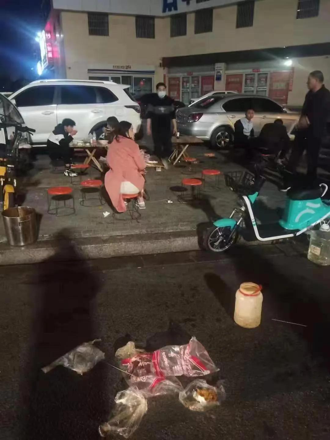 商丘蔡河桥夜市街：重重人间烟火气 红了经济 暖了人心