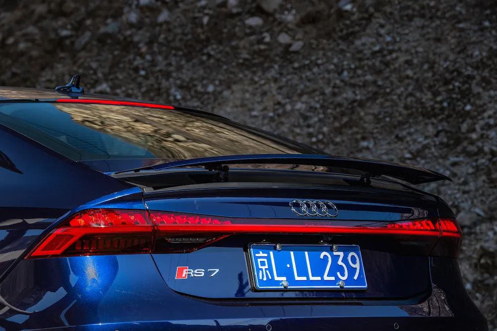 好戏在后面的奥迪rs7 sportback