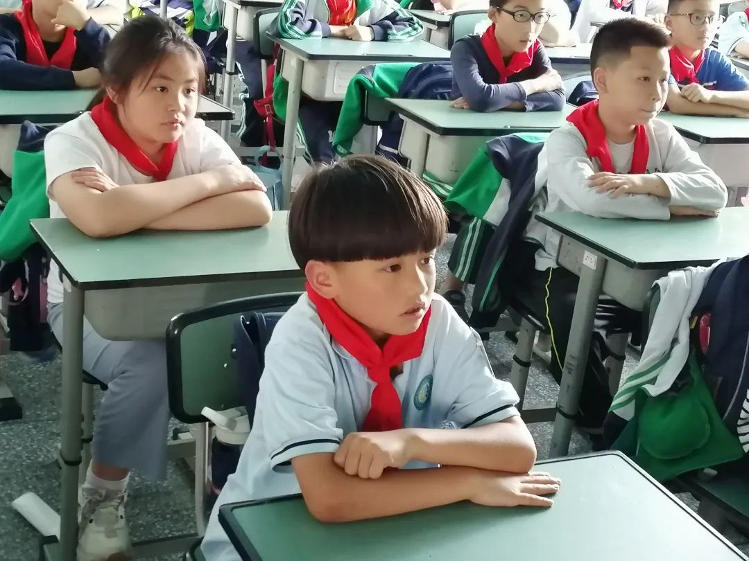 关爱自我·向阳启航——四川天府新区南湖小学心理健康月活动掠影