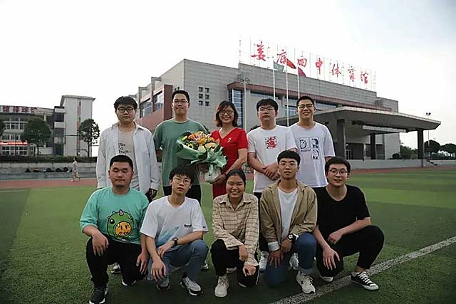 轰动一时的中国首例全男4胞胎：18年前大难不死，18年后金榜题名