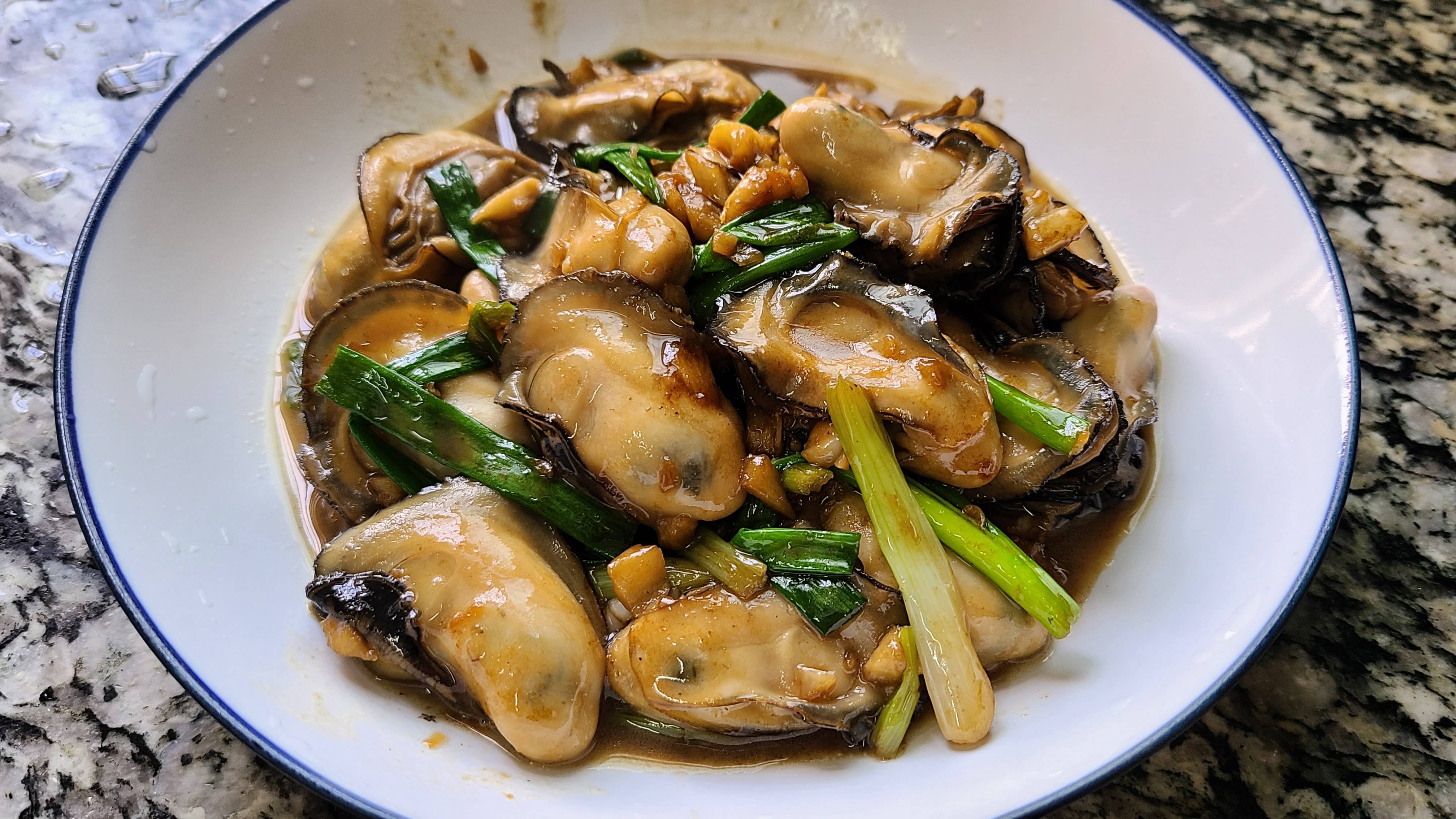 干贝的做法(教你生蚝和干贝的秘制做法,营养解馋超贴心,常吃精力充沛)