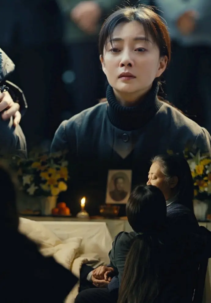 千娇百媚一颗痣，娱乐圈8位“痣美人”，谁最有味道？