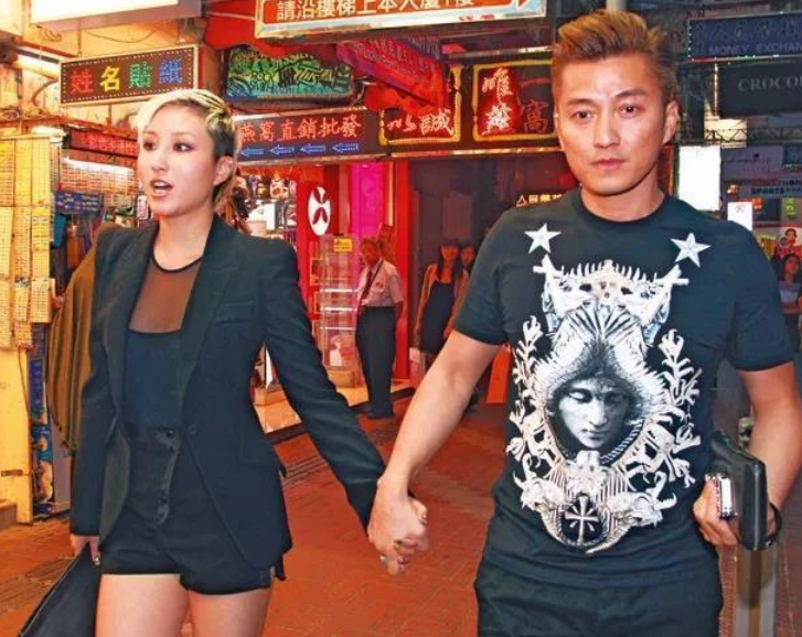 何超云美貌被低估，未来将继承百亿家产，却找个普通人当男朋友