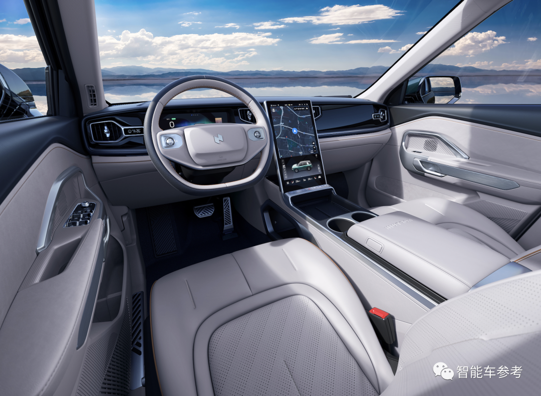 小牛造四轮电动车了：自由家NV到底是一款什么样的车？