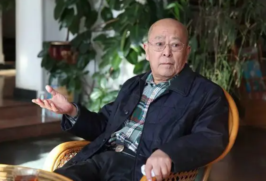 1982年《风雨下钟山》筹拍，贺龙夫人：王铁成来演，胖胖的正合适