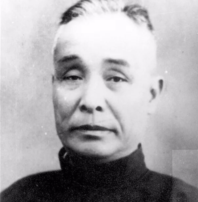 上海律师江一平，曾为冈村宁次作无罪辩护，晚年家破人亡无人照顾