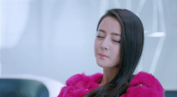 意外被上戏录取,26岁拿大满贯史无前例,迪丽热巴的开挂人生