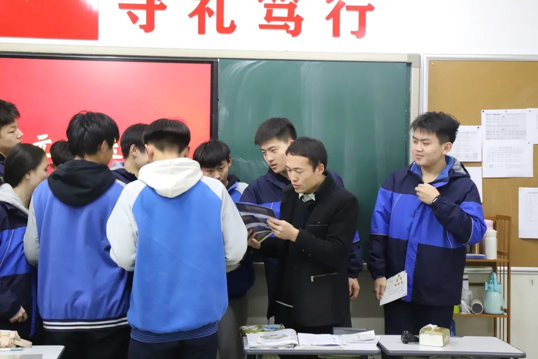 暖心 | 手写贺卡送祝福