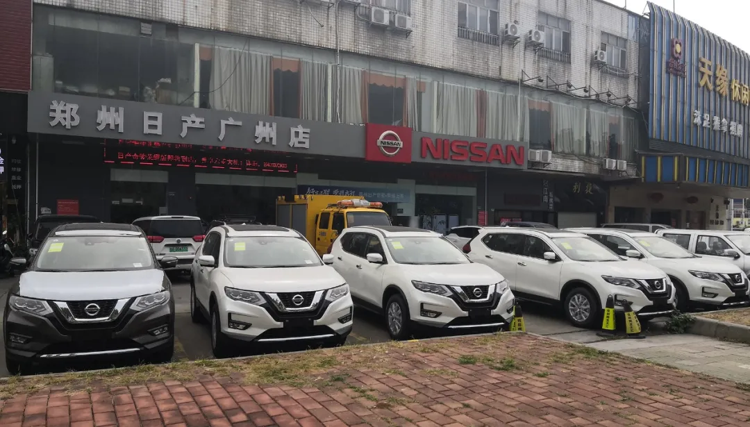 想买这车的再等等,30000优惠变5000,只因车尾加了这两个字