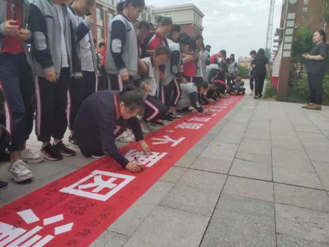 潍州麓台学校“新样态学校”品质教育之七：六字箴言 筑牢校园安全