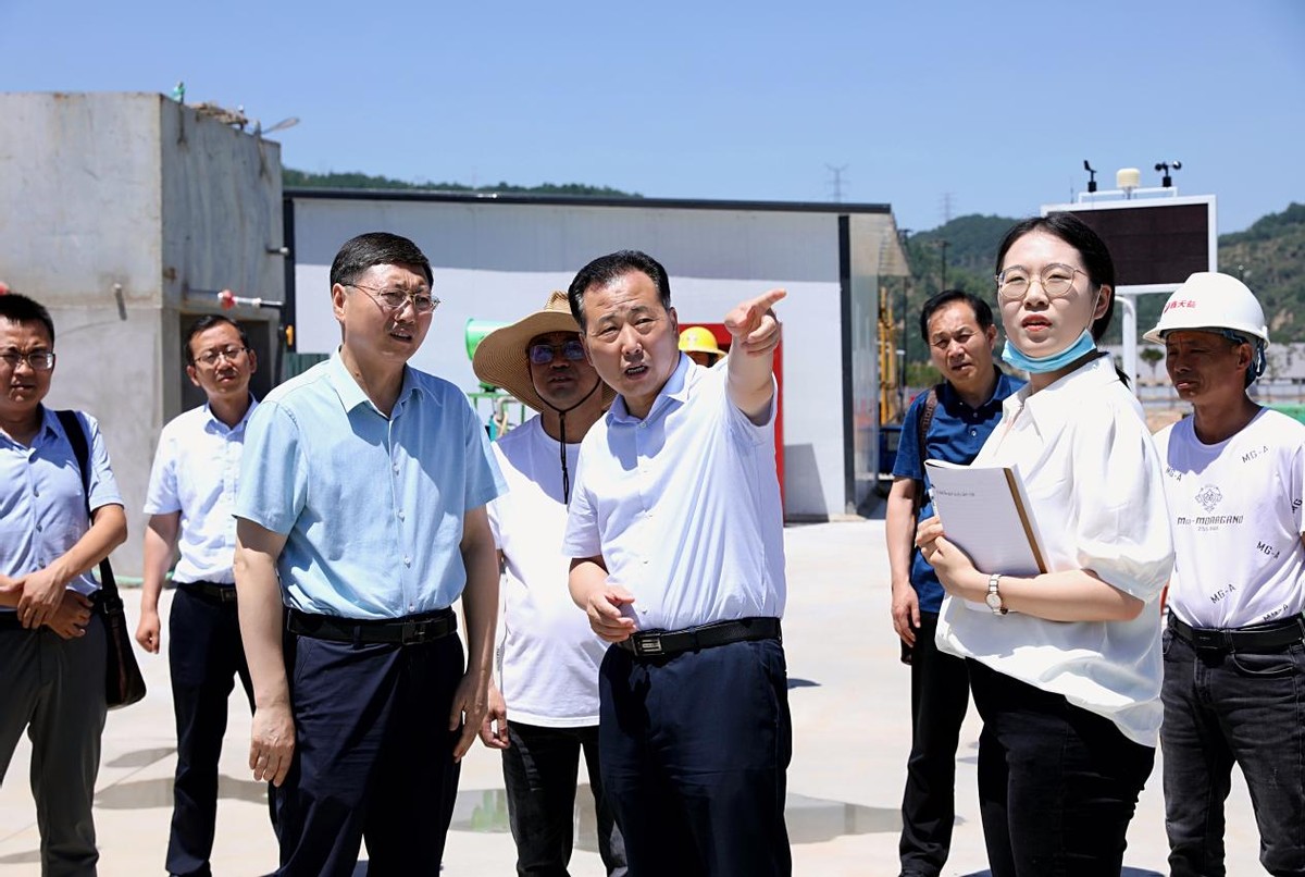 延安高新区与延安大学签订校地企合作协议