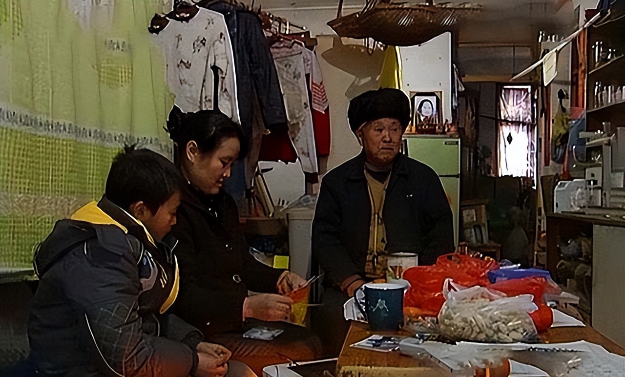 2011年贵州女子代人买彩票，中了五百万