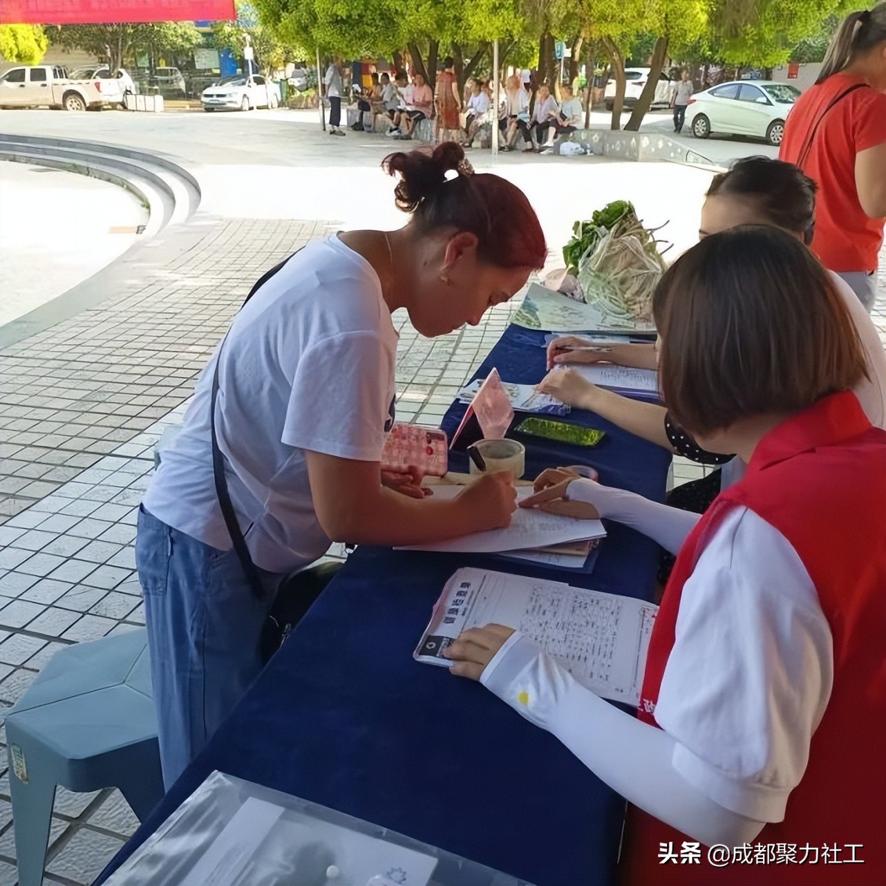 2022情暖新津——“开展义诊义检 服务百姓健康”社区活动
