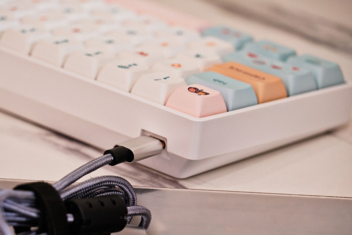 颜控不能拒绝的键盘，享受客制化设计，小呆虫马卡龙主题配色