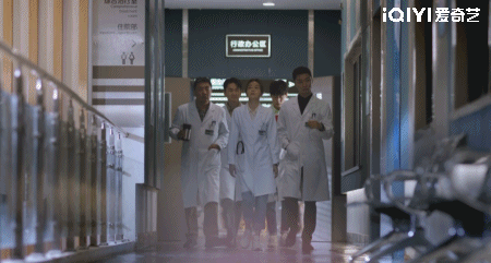 秦岚饰演的手术永动机唐佳瑜生活大揭秘！每天必做的三件事是