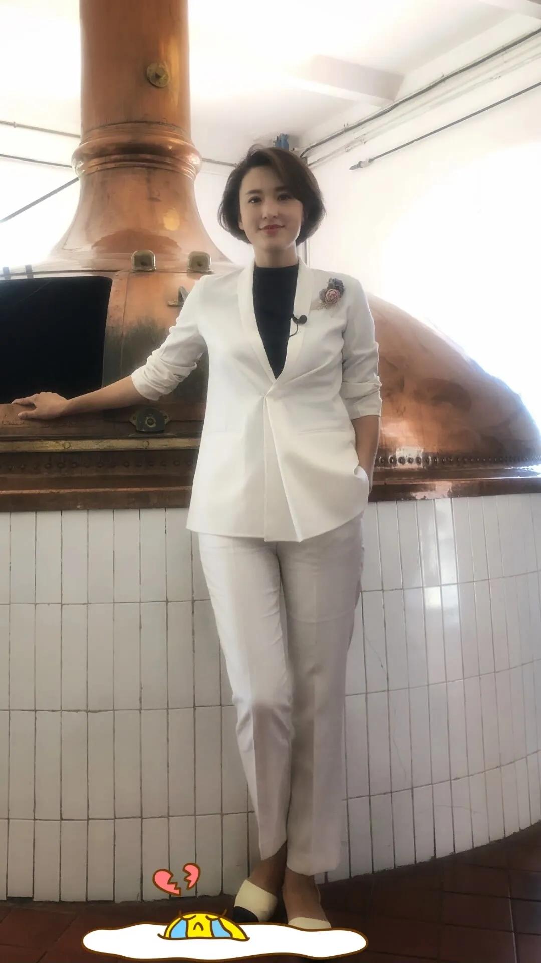 央视节目主持人张蕾1