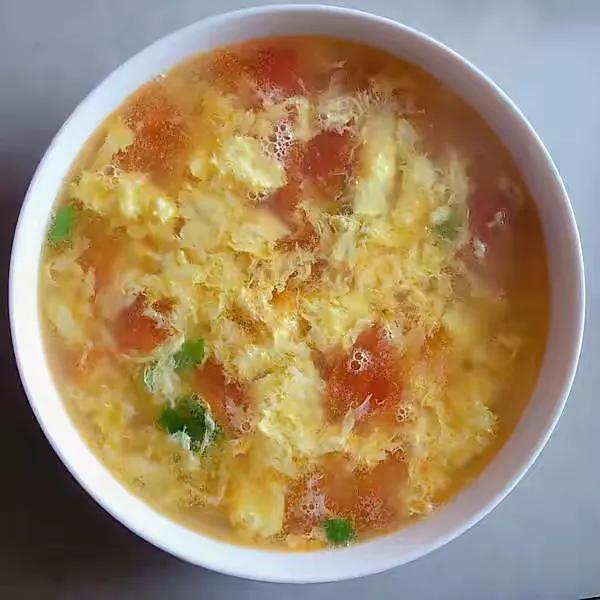 住家保姆每天很晚回来怎么办(我是一个住家保姆，现在是晚上的九点半)