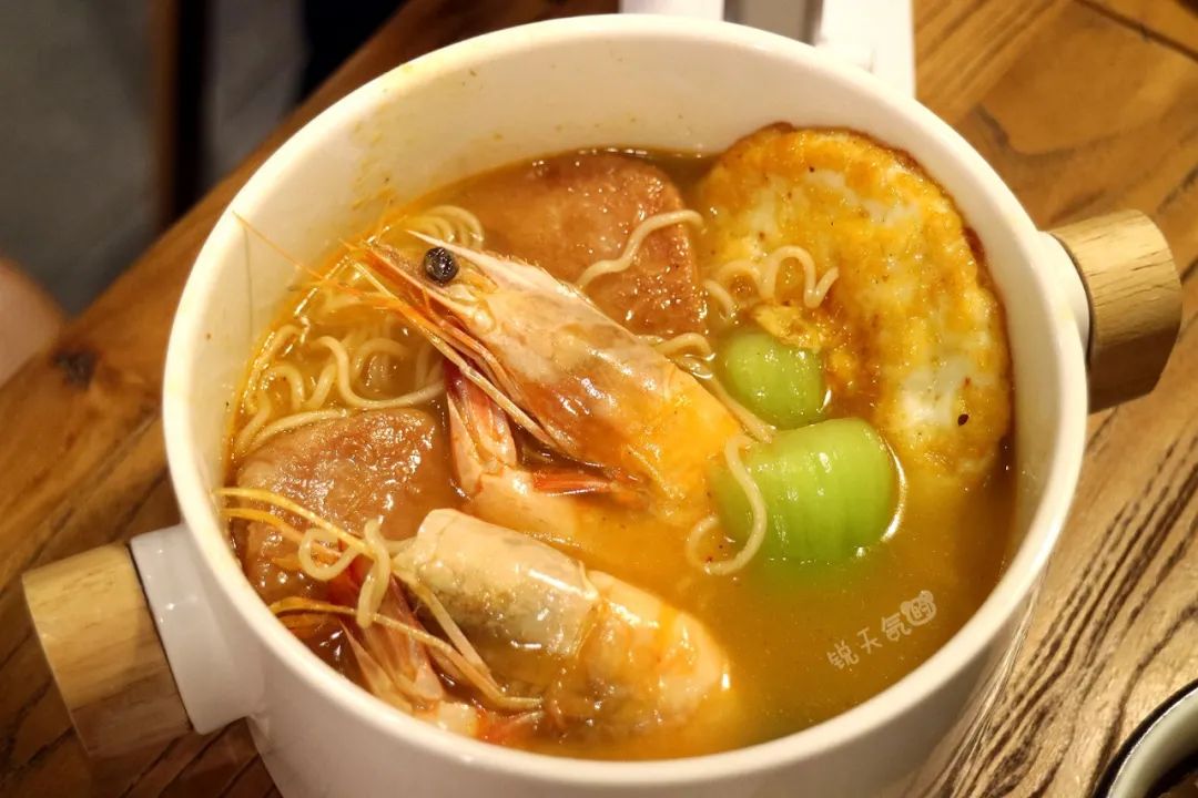 厦门小众烧酒配餐厅，本地人爱的章鱼、土笋冻，你吃得来吗