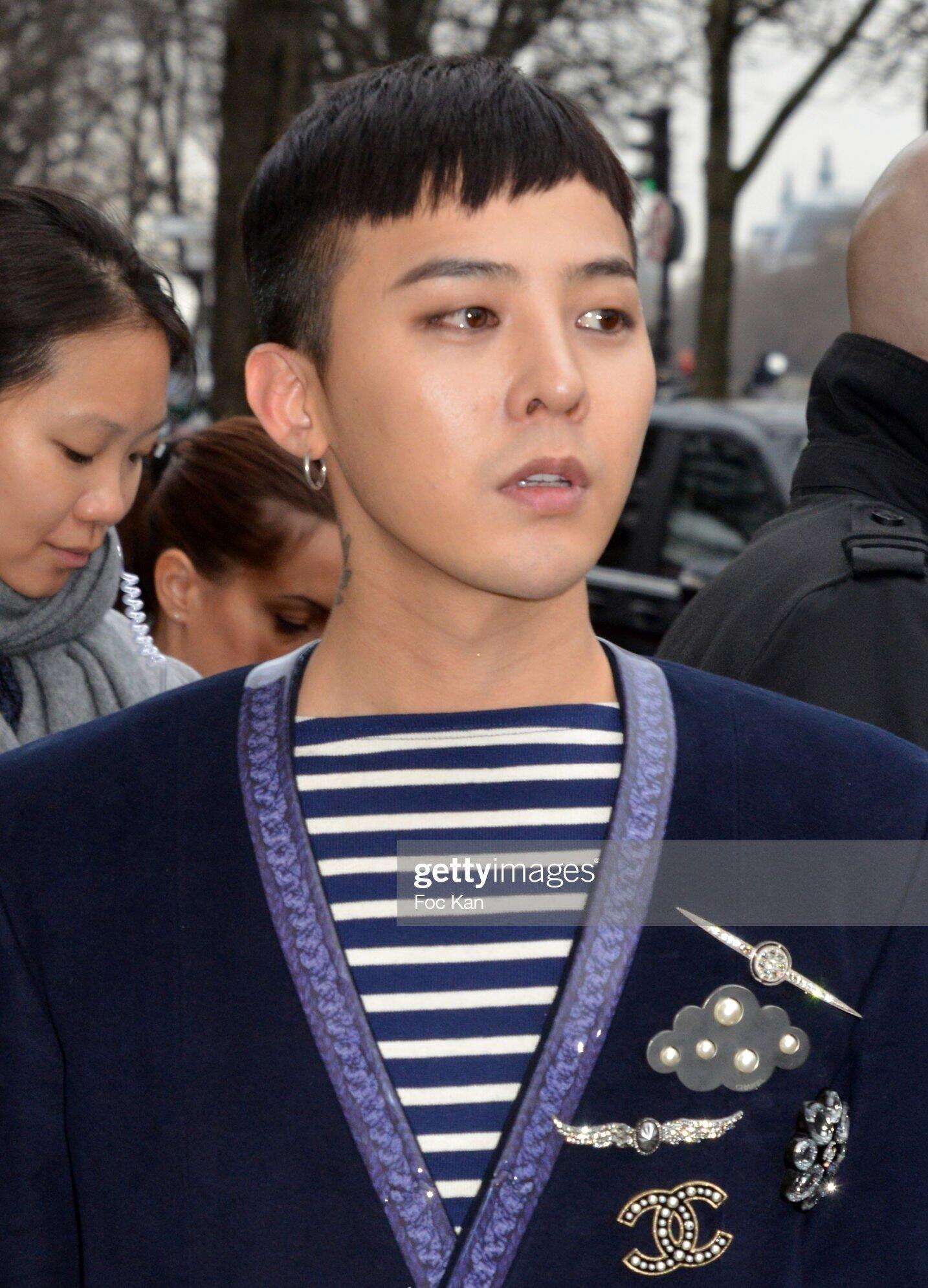 外媒太实在,权志龙的图不p就放出来,真实状态一目了然