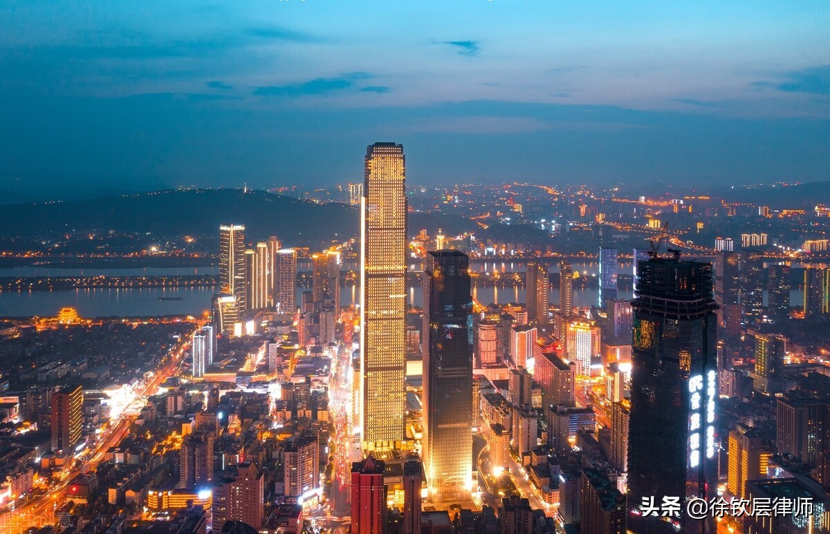 律师专业之路11:开除经理一案牵出六案，律师的话到底要不要听？