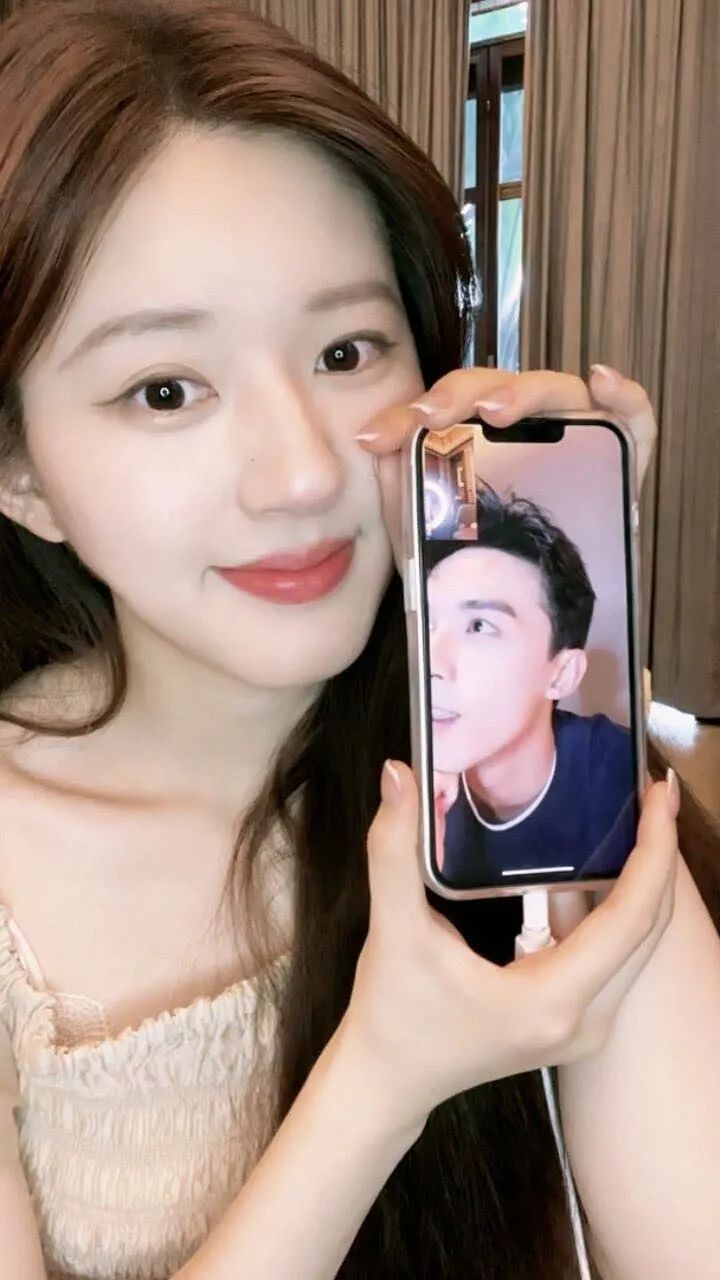 「星汉灿烂」吴磊×赵露思情侣壁纸头像