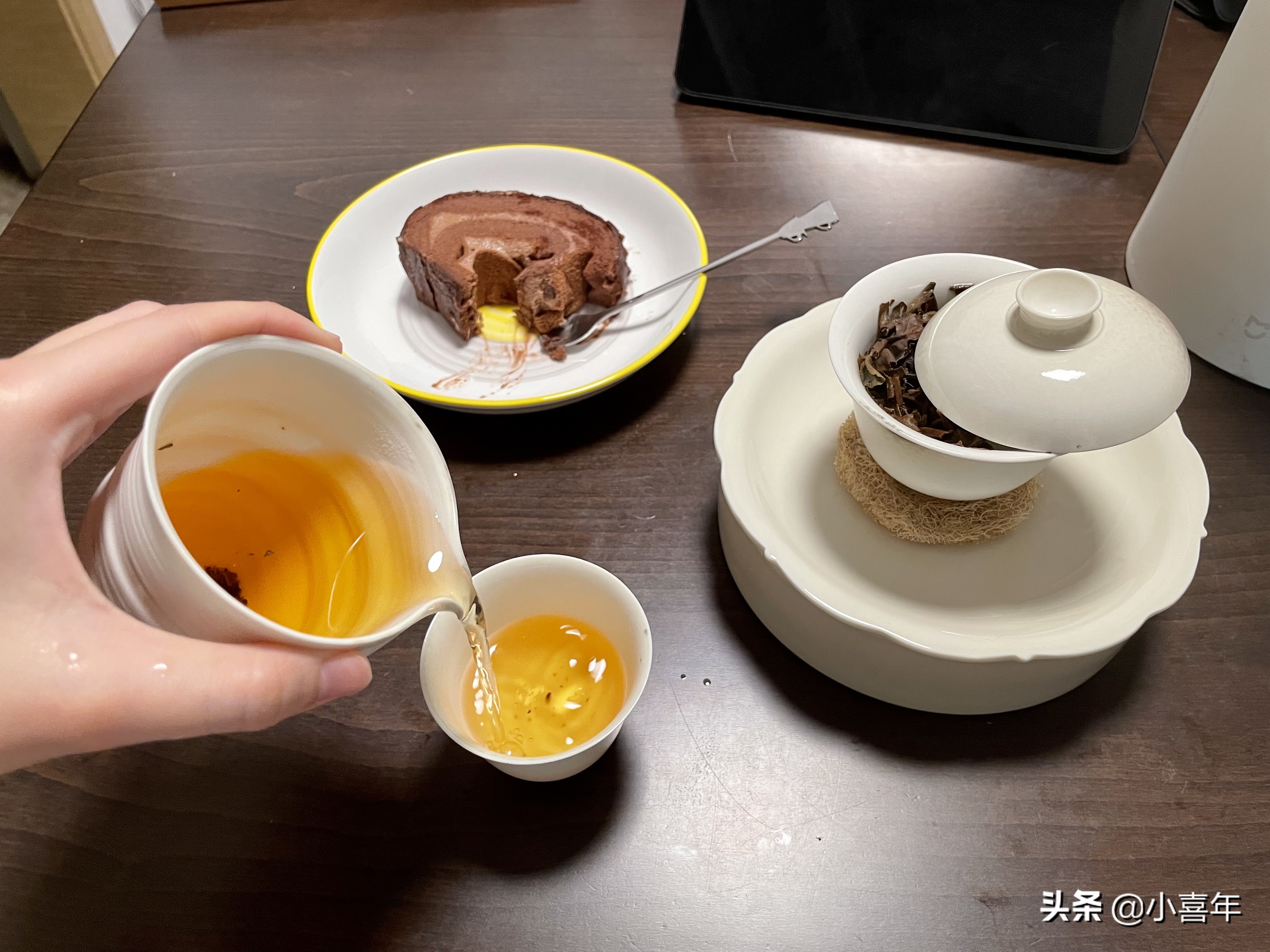 茶语静心优雅的句子（分享10句温柔的茶语温暖整个春天）