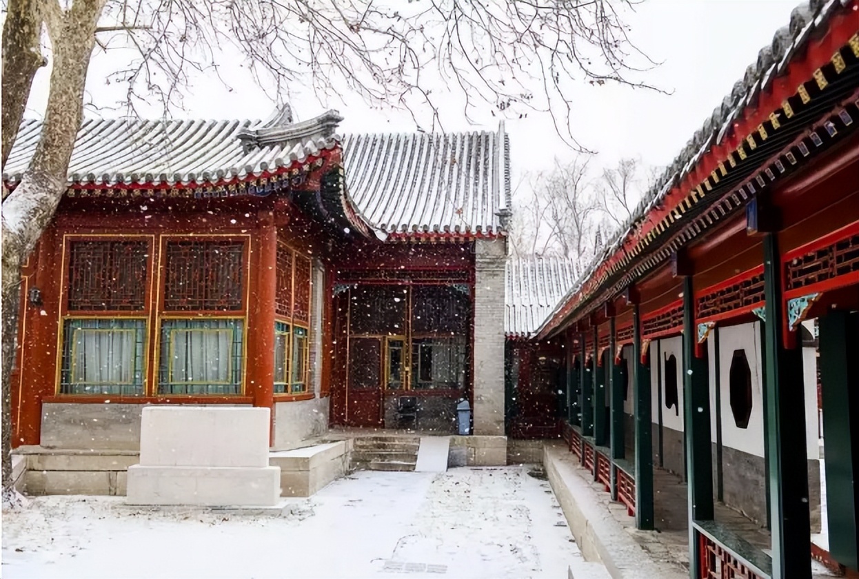 全国政法类大学排名前十强：法大排在第一，考上“不愁就业”