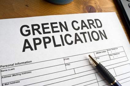 美国开放绿卡申请，2022这类人将优先拿到绿卡？