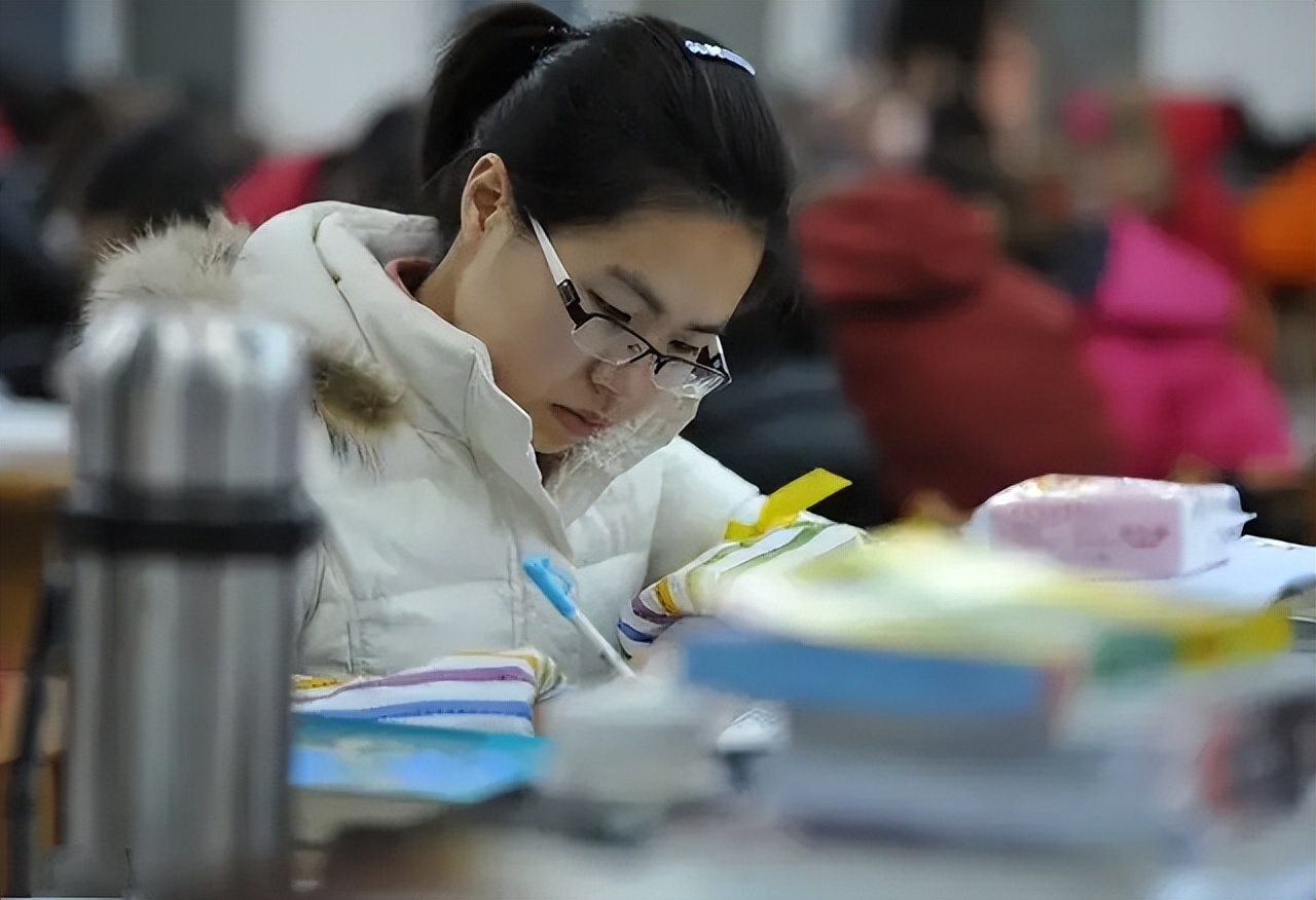 还怎么读研？研究生迎来“坏消息”，家长欲哭无泪