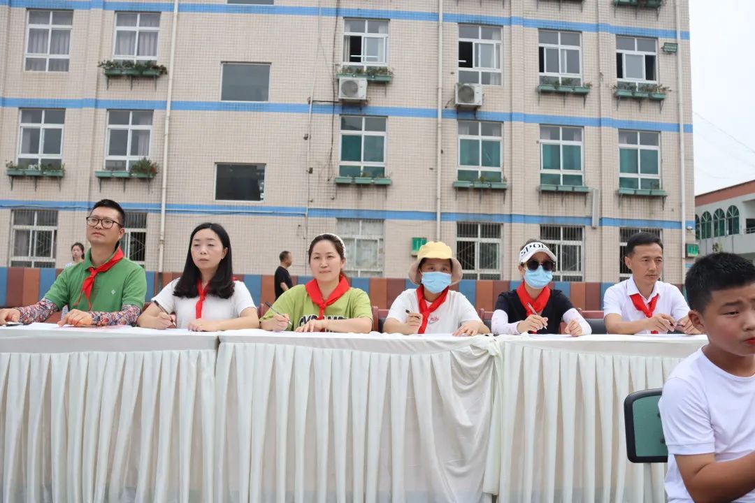 大林小学隆重举行“乘梦想之帆 为祖国起航”庆“六一”主题活动