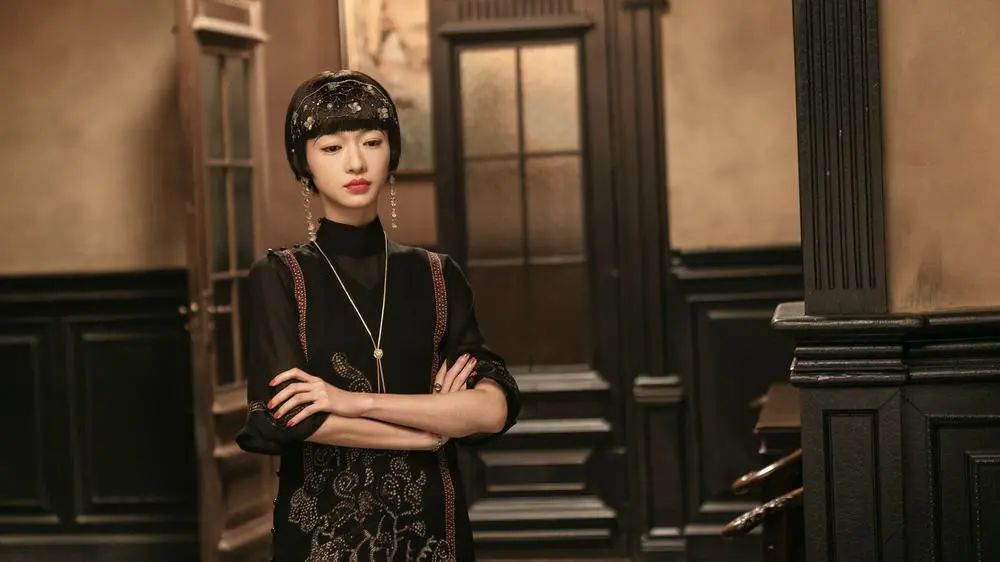 理讨！《传家》打造的民国名媛 Look 该“加鸡腿”还是直接退圈？