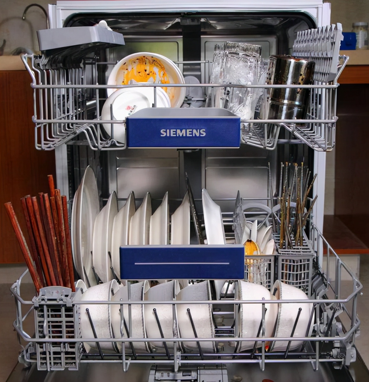 买了一台洗碗机，终于明白它的口碑为何两极分化了：便宜货真难用
