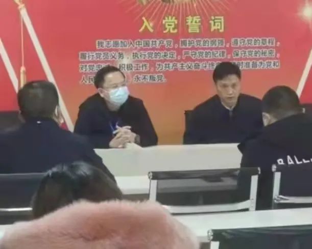 市人大常委会领导分赴鹤城各社区督导疫情防控工作