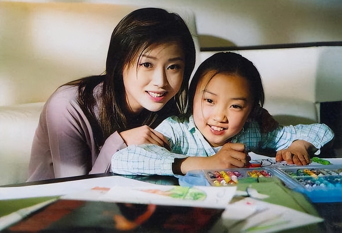 事业正红却早早退圈，这9位女星个个有辨识度，却成沧海遗珠