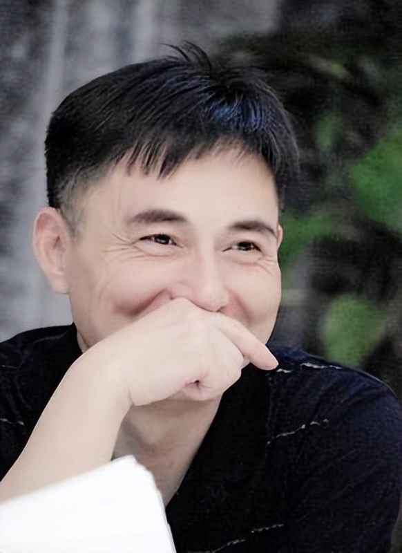 杨俊勇：5年时间痛失3位至亲，57岁悲情离世，留下儿子孤苦无依