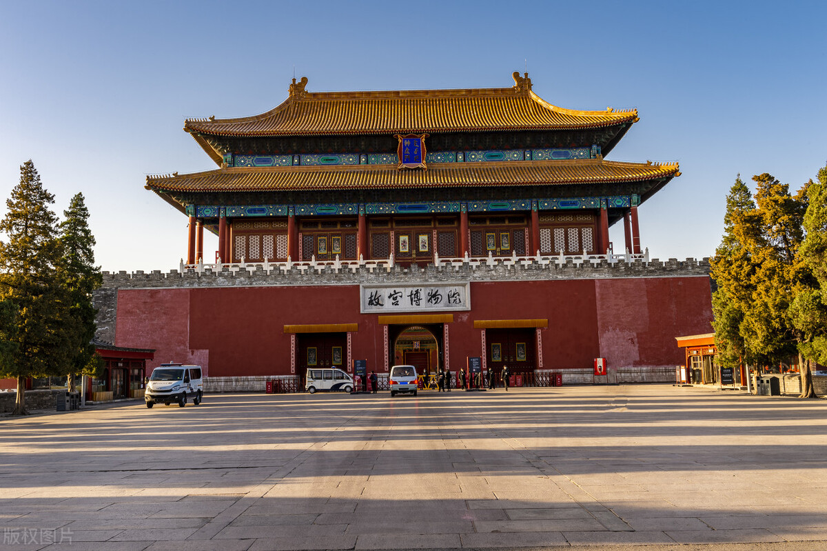 推荐国内的十大世界级美景，个个都是超乎寻常的美景，此生必去