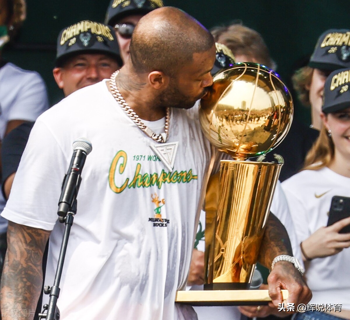 nba球星哪些是自己玩的(跳出合同成为完全自由球员，这几位NBA球员真的能拿到肥约吗？)